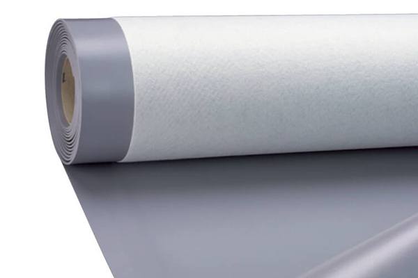 Wie verhindere ich, dass meine Brüstungswand undicht wird?